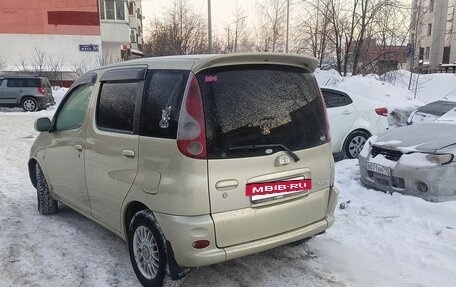 Toyota FunCargo, 2001 год, 430 000 рублей, 3 фотография