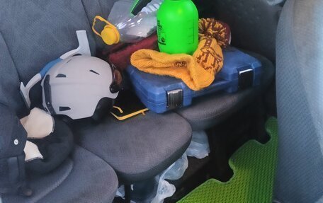 Toyota FunCargo, 2001 год, 430 000 рублей, 12 фотография