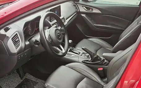 Mazda 3, 2018 год, 1 200 009 рублей, 8 фотография