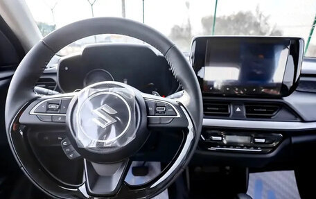 Suzuki Swift, 2025 год, 1 738 000 рублей, 18 фотография