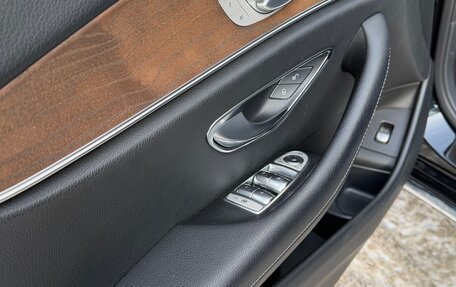 Mercedes-Benz E-Класс, 2019 год, 3 800 000 рублей, 7 фотография