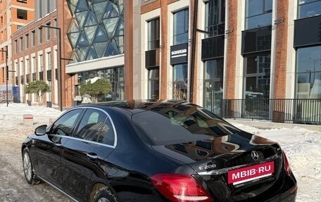 Mercedes-Benz E-Класс, 2019 год, 3 800 000 рублей, 3 фотография