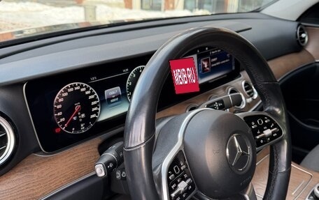 Mercedes-Benz E-Класс, 2019 год, 3 800 000 рублей, 9 фотография