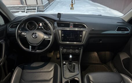 Volkswagen Tiguan II, 2019 год, 2 490 000 рублей, 26 фотография