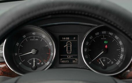 Skoda Superb III рестайлинг, 2012 год, 1 300 000 рублей, 13 фотография