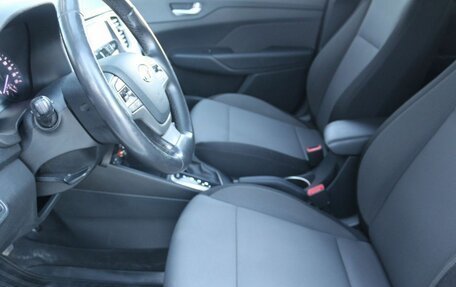 Hyundai Solaris II рестайлинг, 2018 год, 1 390 000 рублей, 15 фотография
