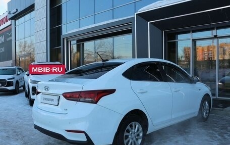 Hyundai Solaris II рестайлинг, 2018 год, 1 390 000 рублей, 6 фотография