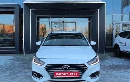 Hyundai Solaris II рестайлинг, 2018 год, 1 390 000 рублей, 2 фотография