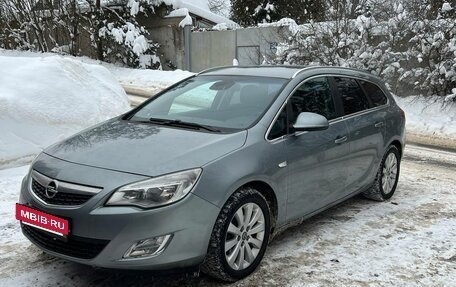 Opel Astra J, 2012 год, 950 000 рублей, 7 фотография