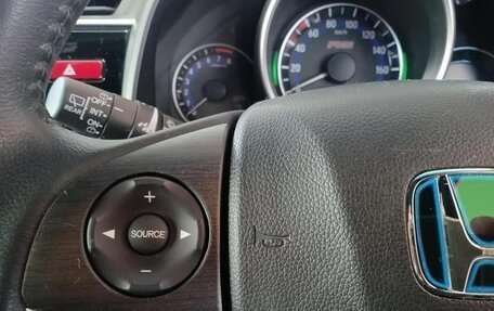 Honda Fit III, 2014 год, 875 000 рублей, 5 фотография