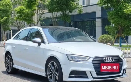 Audi A3, 2018 год, 1 450 009 рублей, 3 фотография