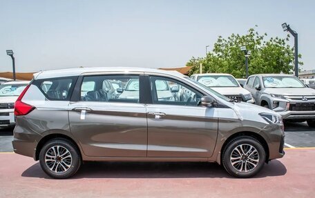 Suzuki Ertiga II, 2026 год, 2 094 000 рублей, 4 фотография