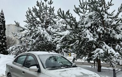 KIA Rio II, 2001 год, 255 000 рублей, 1 фотография