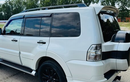 Mitsubishi Pajero IV, 2019 год, 4 050 000 рублей, 3 фотография