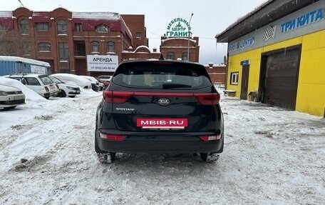 KIA Sportage IV рестайлинг, 2017 год, 1 700 000 рублей, 4 фотография