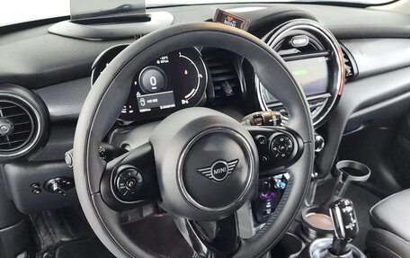 MINI Hatch, 2021 год, 1 951 000 рублей, 12 фотография