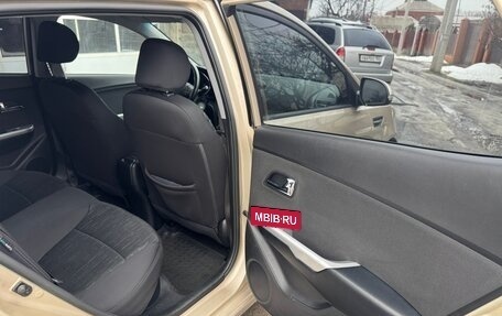 KIA Rio III рестайлинг, 2013 год, 970 000 рублей, 19 фотография