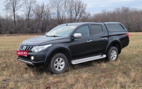 Mitsubishi L200 IV рестайлинг, 2017 год, 1 960 000 рублей, 5 фотография