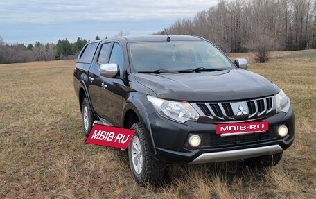 Mitsubishi L200 IV рестайлинг, 2017 год, 1 960 000 рублей, 3 фотография