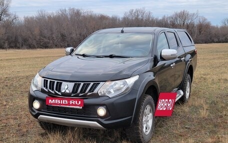 Mitsubishi L200 IV рестайлинг, 2017 год, 1 960 000 рублей, 6 фотография