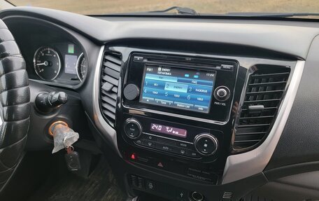 Mitsubishi L200 IV рестайлинг, 2017 год, 1 960 000 рублей, 18 фотография