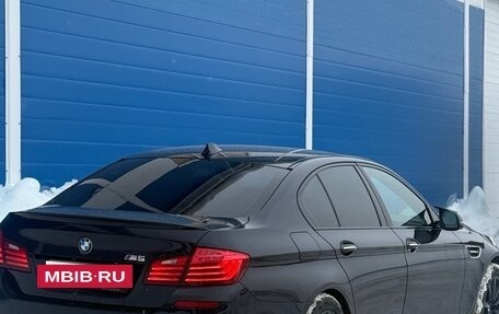 BMW 5 серия, 2014 год, 2 300 000 рублей, 3 фотография