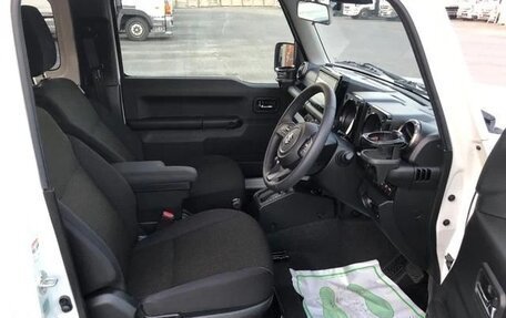 Suzuki Jimny, 2023 год, 1 730 000 рублей, 21 фотография