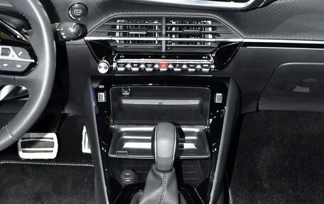 Peugeot 2008 II, 2024 год, 2 309 000 рублей, 15 фотография