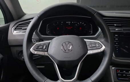 Volkswagen Tiguan II, 2023 год, 3 417 000 рублей, 8 фотография