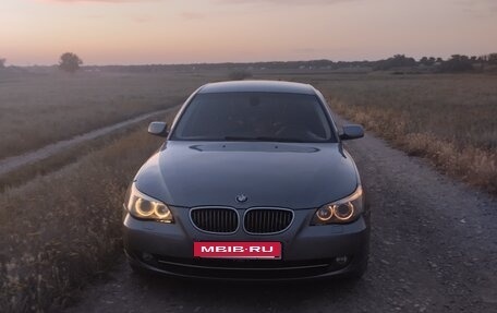 BMW 5 серия, 2007 год, 900 000 рублей, 2 фотография