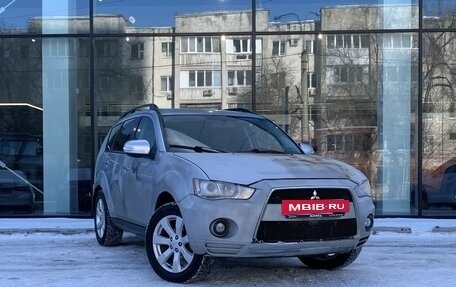 Mitsubishi Outlander III рестайлинг 3, 2011 год, 1 020 000 рублей, 3 фотография