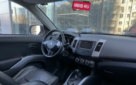 Mitsubishi Outlander III рестайлинг 3, 2011 год, 1 020 000 рублей, 9 фотография
