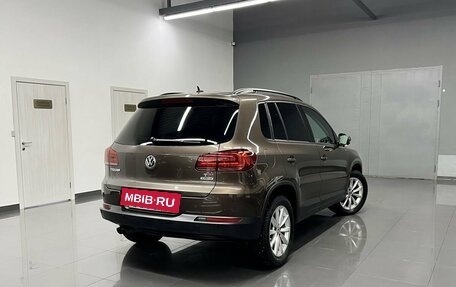 Volkswagen Tiguan I, 2015 год, 1 545 000 рублей, 2 фотография