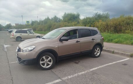 Nissan Qashqai, 2011 год, 1 000 000 рублей, 2 фотография
