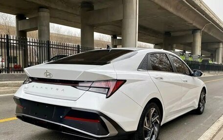 Hyundai Elantra, 2023 год, 1 765 000 рублей, 6 фотография