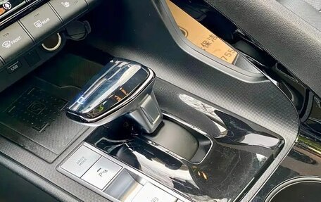 Hyundai Elantra, 2023 год, 1 765 000 рублей, 15 фотография