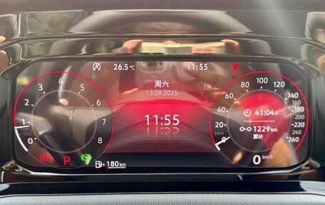 Volkswagen Golf VIII, 2022 год, 1 792 000 рублей, 11 фотография