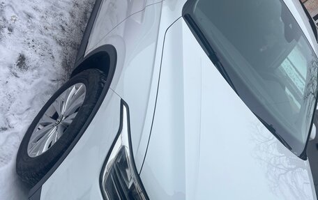 Volkswagen Tiguan II, 2021 год, 3 750 000 рублей, 2 фотография