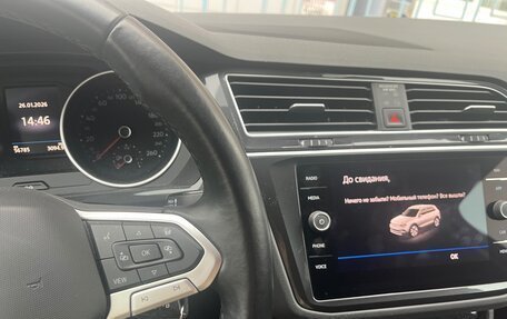 Volkswagen Tiguan II, 2021 год, 3 750 000 рублей, 3 фотография