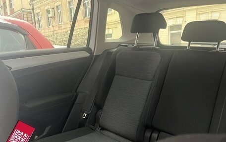 Volkswagen Tiguan II, 2021 год, 3 750 000 рублей, 5 фотография