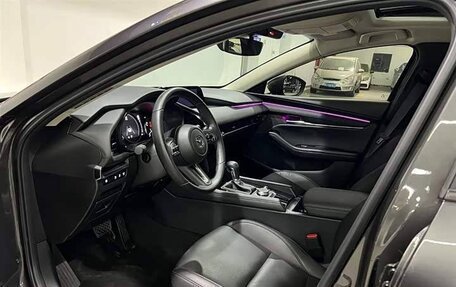 Mazda 3, 2022 год, 2 320 000 рублей, 4 фотография