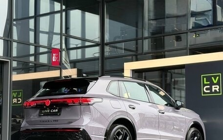 Volkswagen Tiguan, 2025 год, 4 800 000 рублей, 21 фотография