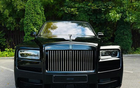 Rolls-Royce Cullinan, 2019 год, 25 300 000 рублей, 1 фотография