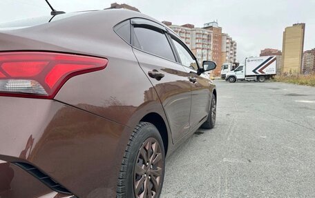 Hyundai Solaris II рестайлинг, 2021 год, 1 725 000 рублей, 12 фотография