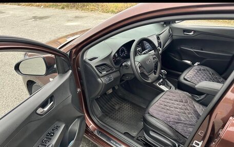 Hyundai Solaris II рестайлинг, 2021 год, 1 725 000 рублей, 20 фотография