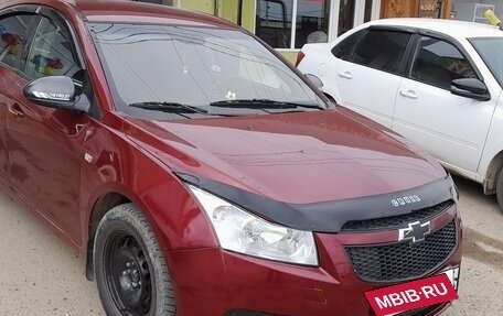 Chevrolet Cruze II, 2010 год, 530 000 рублей, 7 фотография