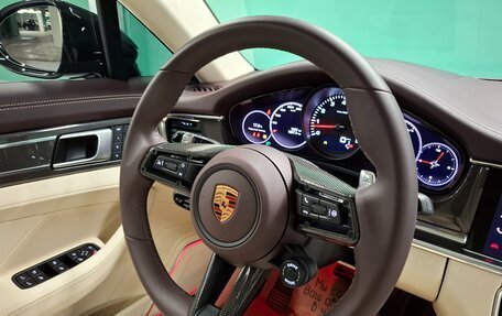 Porsche Panamera II рестайлинг, 2021 год, 14 000 000 рублей, 30 фотография