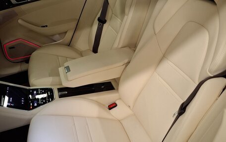 Porsche Panamera II рестайлинг, 2021 год, 14 000 000 рублей, 25 фотография