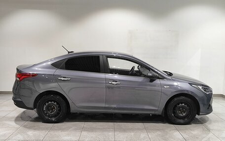 Hyundai Solaris II рестайлинг, 2021 год, 1 622 000 рублей, 4 фотография