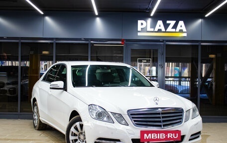 Mercedes-Benz E-Класс, 2012 год, 1 699 000 рублей, 2 фотография